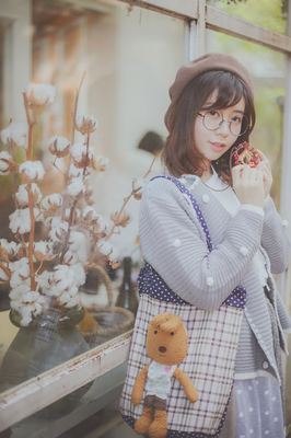 1931王筱月变身文艺少女早春写真曝光(4)_明星.