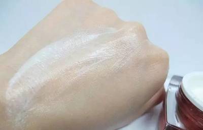 拍手掌可以治痘痘吗