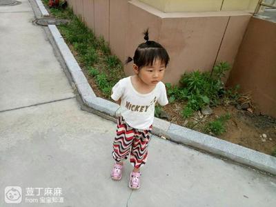 宝宝几个月不哭闹