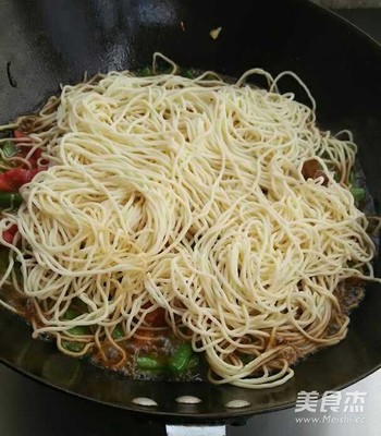 红烧肉面条的做法大全家常