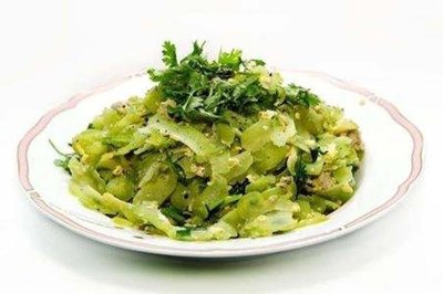 苦瓜芹菜炒的做法大全家常