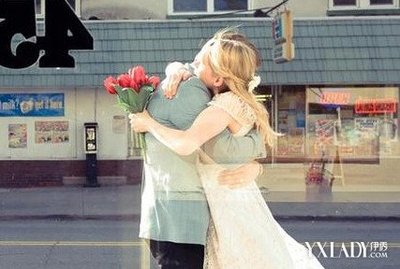 做梦梦到家人结婚