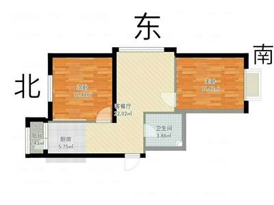 厕所门对着厨房中间隔了餐厅