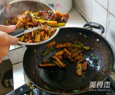 蒜苗鸡做法大全家常