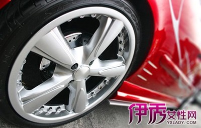 梦见车轮胎破了
