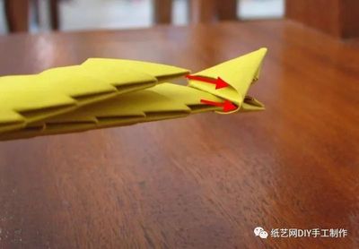 学生飞纸飞机视频下载手机版