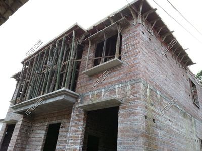 挡土墙模板支护要求（挡土墙模板支护要求规范）