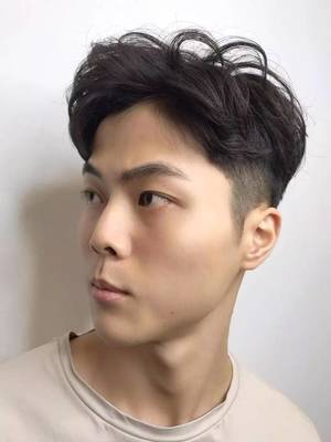 男生看脸型配发型