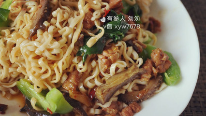 海参炒拌面做法大全家常