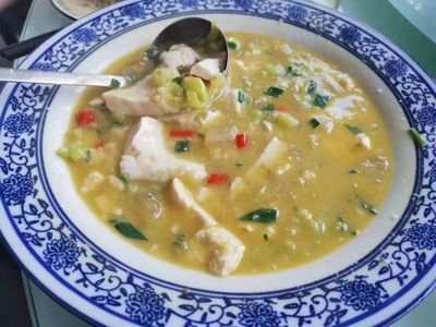 烂生菜滚豆腐