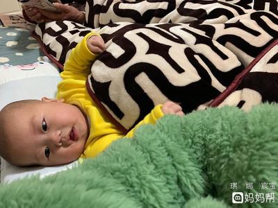 4个月宝宝发烧怎么办