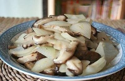 宝宝咳嗽可以吃香菇吗
