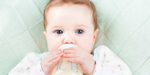 婴儿喝奶粉时候喝多少水