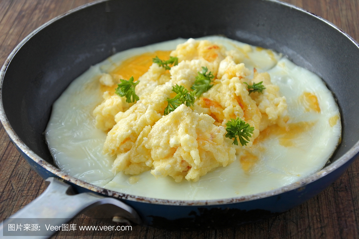 怎么把煮熟的鸡蛋做成菜