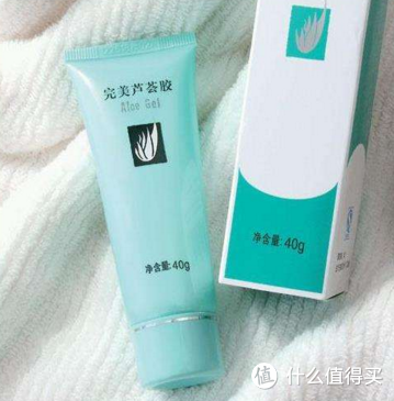 长痘痘可不可以擦芦荟胶