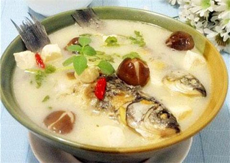 坐月子能不能吃鱼