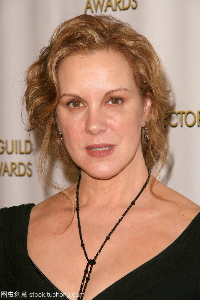 伊丽莎白 · 帕金斯在 13 年度艺术导演协会奖.