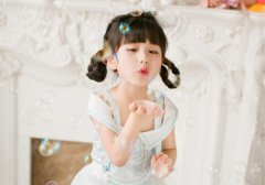 女孩带瑶的名字
