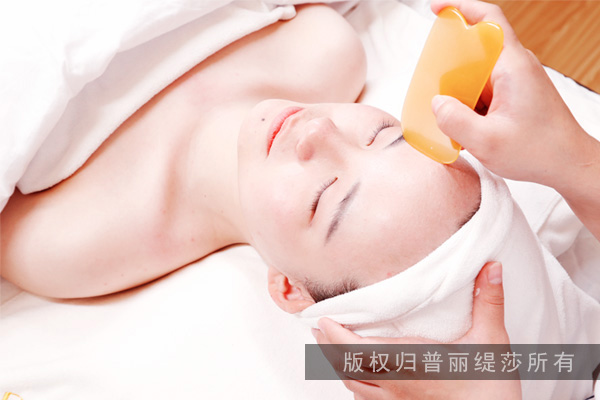 美容院挑痘痘一般多少钱