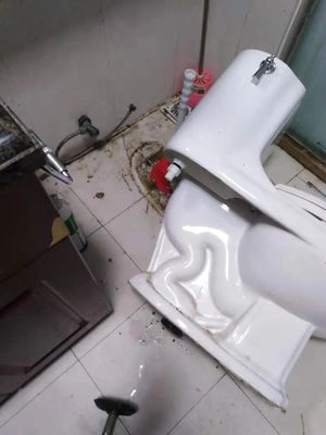 马桶上水管堵了怎么办