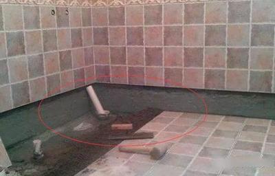 房建结构厕所地板渗水