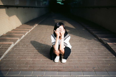 梦见被女鬼追着跑