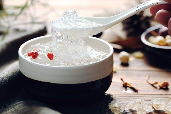 孕妇能喝雪燕吗