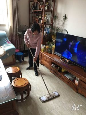 做家政一个月能挣多少