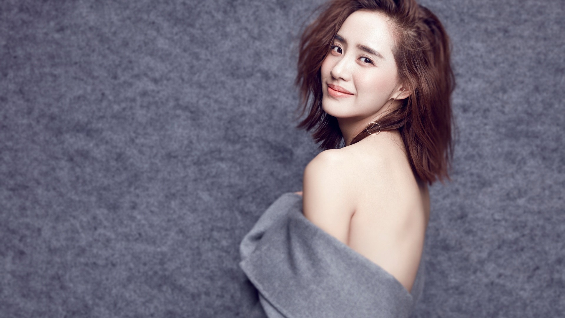 清纯美女王智图片壁纸