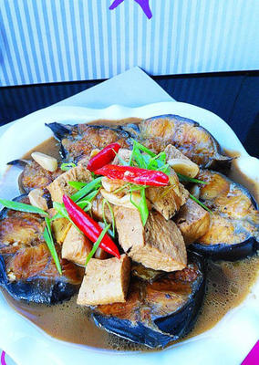 鲶鱼焖豆腐的做法大全家常