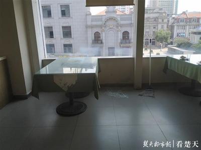 12mm钢化玻璃