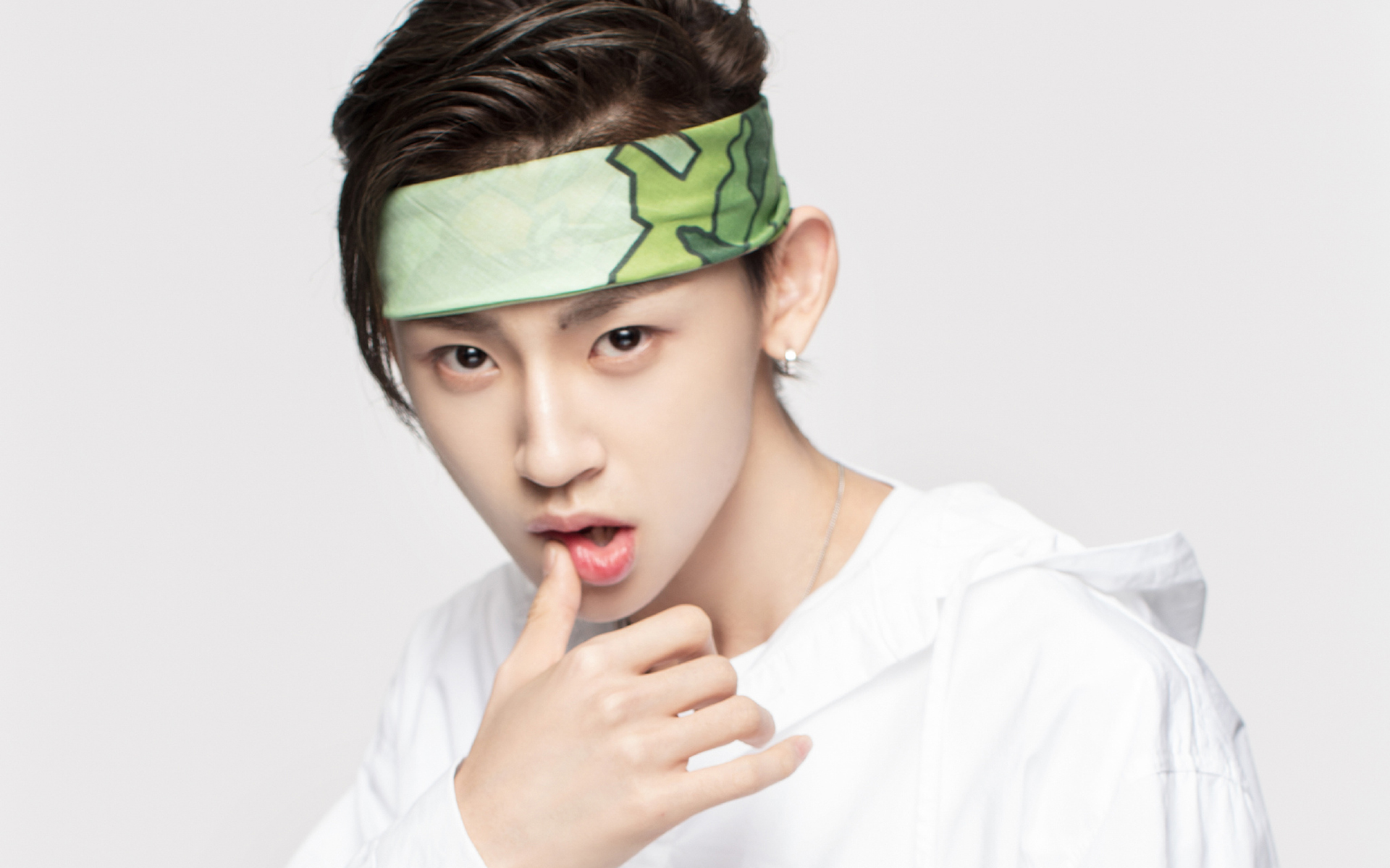 ninepercent单人帅气壁纸_蔡徐坤等最新代.