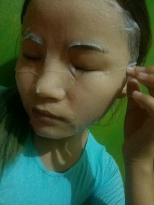 敷面膜有点刺痛