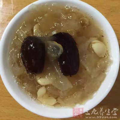 银耳鸽子汤的做法大全家常