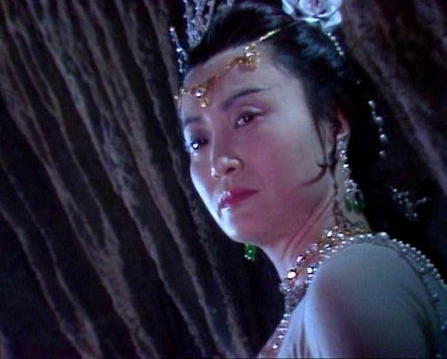 76岁白骨精杨春霞37年首发声!谈《西游记》杨.