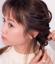 韩式双马尾编发鱼骨辫