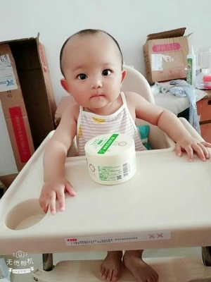 九个月宝宝吃了就吐怎么回事