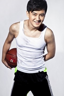 李博化身性感肌肉篮球少年写真