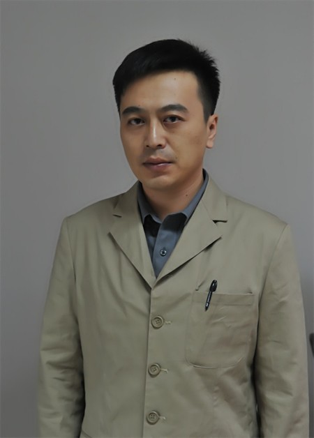 陈颢文加盟《大丽家的往事》 定妆剧照曝光