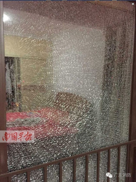 钢化玻璃为什么会爆