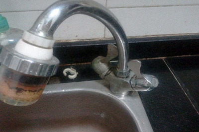 厨房位置在漏水漏水
