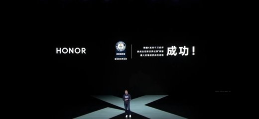 乐鱼官方版app相关图片:安装墨盒的步骤特写