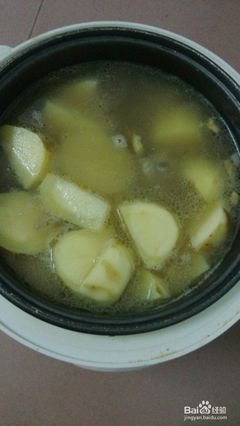 土豆炖排骨汤做法大全家常
