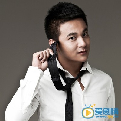 天伦裴振达扮演者崔林作.