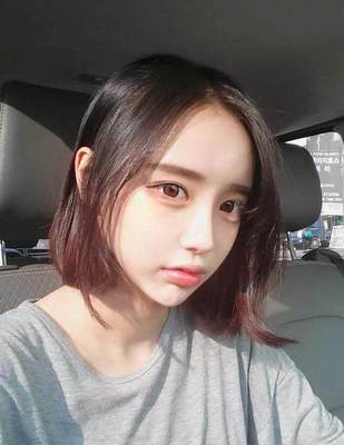 显脸瘦发型