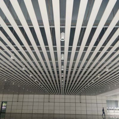 白色格栅吊顶