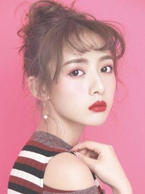 长脸适合扎丸子头吗