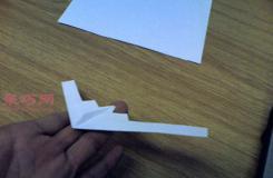 可轰炸的纸飞机图片下载