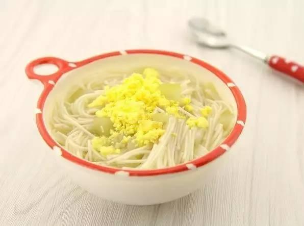 几个月能吃面条