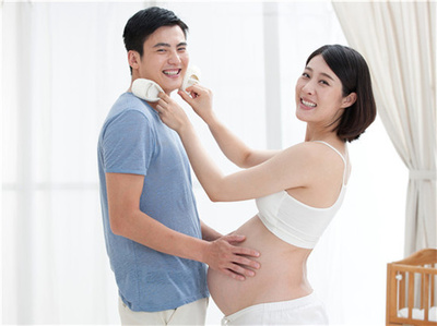 丰满孕妇
